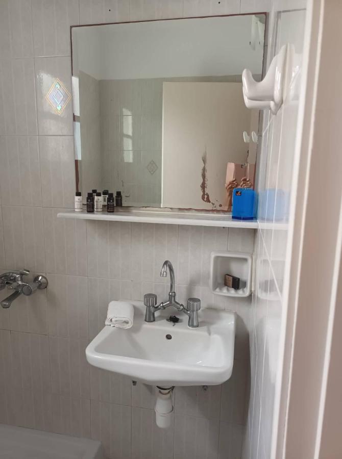 Dioni Lux Inn 2 Pachaina Bagian luar foto