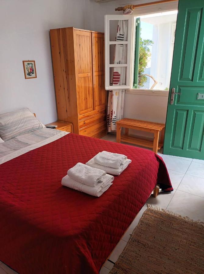 Dioni Lux Inn 2 Pachaina Bagian luar foto