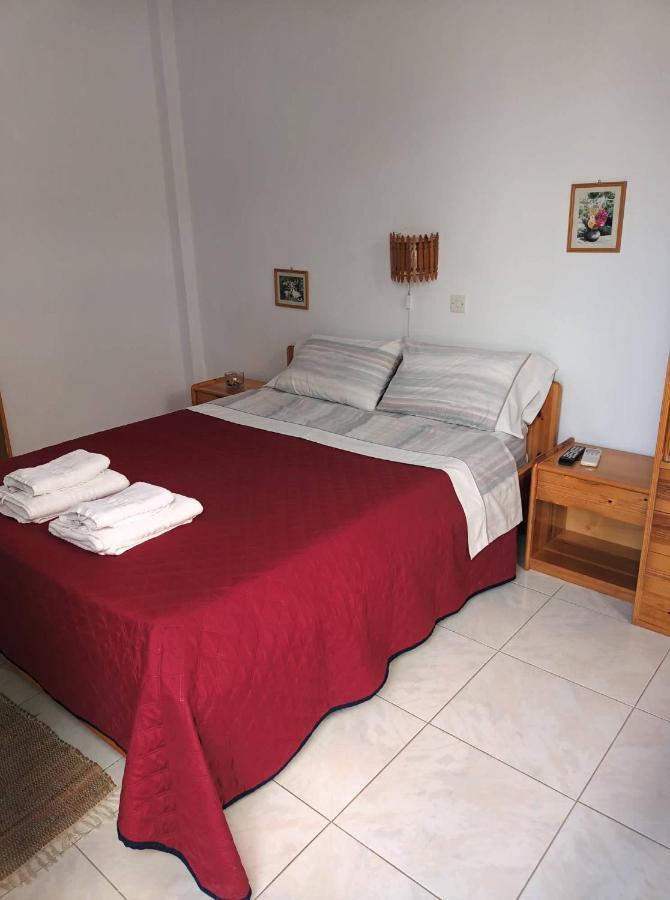 Dioni Lux Inn 2 Pachaina Bagian luar foto