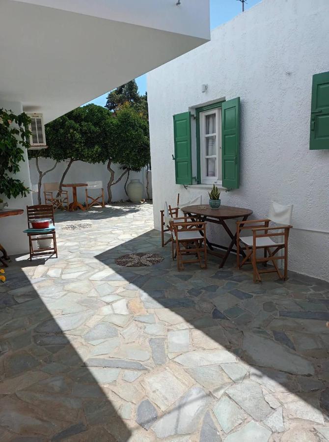 Dioni Lux Inn 2 Pachaina Bagian luar foto